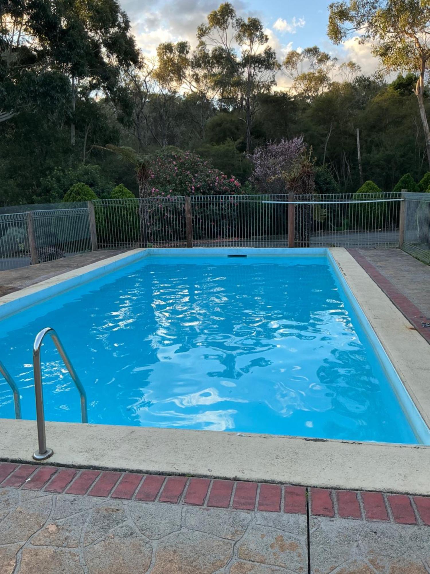 Sanctuary House Resort Motel Healesville Exterior photo